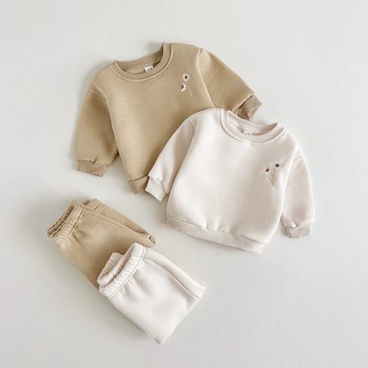 Daisy Flower Embroidery Sweatshirt and Jogger Set